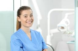 90 pielęgniarek z Ukrainy pracuje już w Polsce, resort zdrowia chce, by było ich więcej