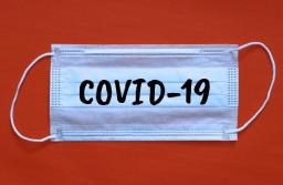 Nie będzie stanu zagrożenia, ale Covid-19 w systemie zostanie na dłużej