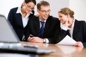 Cztery sposoby na dotarcie z informacją o kancelarii do potencjalnych klientów