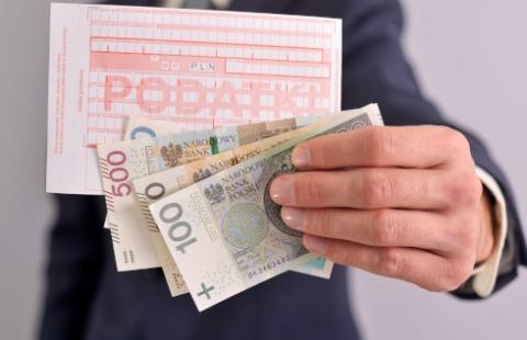 Wyrok za wyłudzenie 50 mln VAT-u i próbę wyłudzenia 56 mln zł