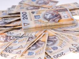 Trwa śledztwo w sprawie wyłudzenia 74 milionów złotych VAT