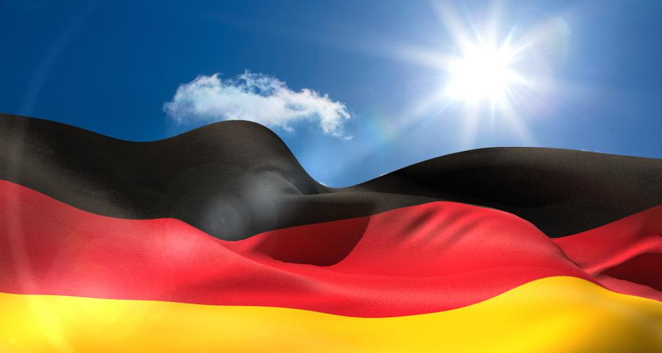 Niemcy: szef Bundestagu przyłączył się do krytyki polskich władz