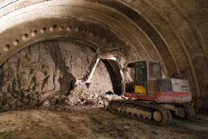 Rząd: budowa tuneli, podatki i zarząd sukcesyjny