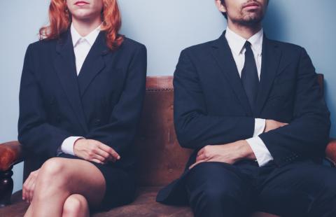 Senat: surowe kary dla rodziców utrudniających kontakty z dzieckiem