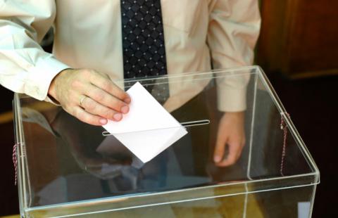 Dwudniowe wybory samorządowe i do Parlamentu Eruopejskiego?
