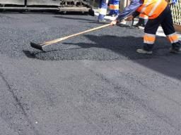 Świętokrzyskie: niemal 4,5 mln zł dotacji na remont dróg lokalnych