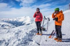 Nauczyciel na wycieczce powinien dostać wynagrodzenie za nadgodziny