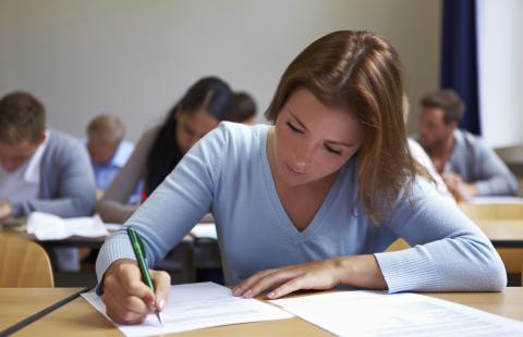 Wymogi wobec egzaminatorów sprawdzających wiedzę ósmoklasistów określone