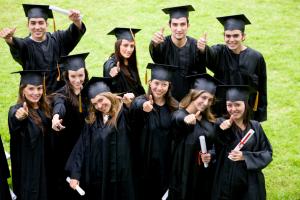 Ekspert: absolwentom brakuje umiejętności komunikacyjnych i autoprezentacyjnych