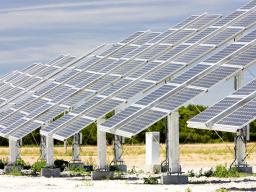 Tani inwertor dla elektrowni słonecznych