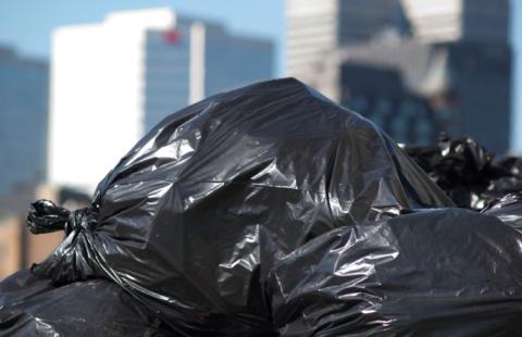 Udział łączny odpadów w składzie morfologicznym odpadów komunalnych ustala się na podstawie "Krajowego planu gospodarki odpadami 2014"