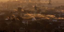 Kraków: darmowa komunikacja i ograniczenia w ruchu mają pomóc w walce ze smogiem