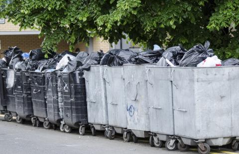 Wyższe stawki opłat za składowanie odpadów mają zwiększyć segregację