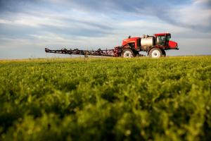Francja: polityka rolna UE niedopasowana do dynamiki rozwoju rolnictwa ekologicznego
