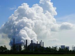 Rada UE i PE zawarły wstępne porozumienie ws. reformy systemu handlu emisjami CO2