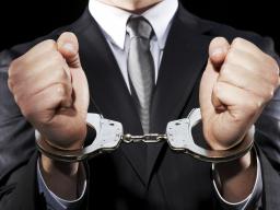 Adwokat Robert N. oskarżony o korupcję, oszustwo i fałszerstwo