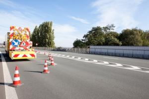 Opóźnienia w przetargach na drogi przysporzą problemów wykonawcom