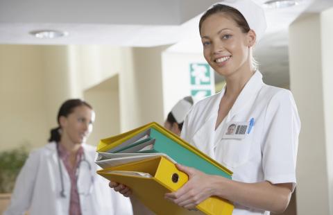 RPO: normy zatrudnienia pielęgniarek konieczne także w podmiotach będących przedsiębiorcami