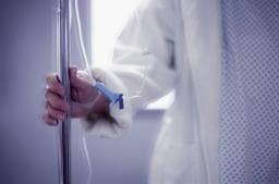 Rzecznik Praw Pacjenta: cierpiący na nowotwory mają prawo do leczenia bólu