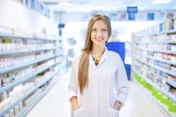 Naczelna Rada Aptekarska: zasada „apteka dla farmaceutów” obowiązuje w wielu krajach