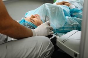 Sieć szpitali to zwrot w kierunku brytyjskiego modelu ochrony zdrowia