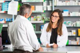 Opieka farmaceutyczna to korzyści dla pacjentów i farmaceutów
