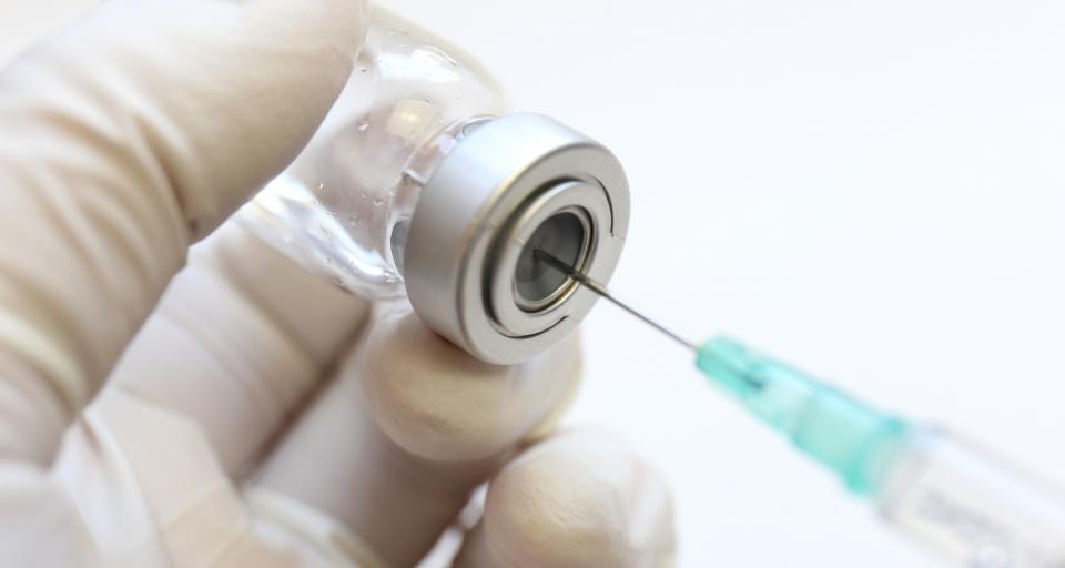 Szczepionkę przeciw grypie pacjent musi nabyć w aptece