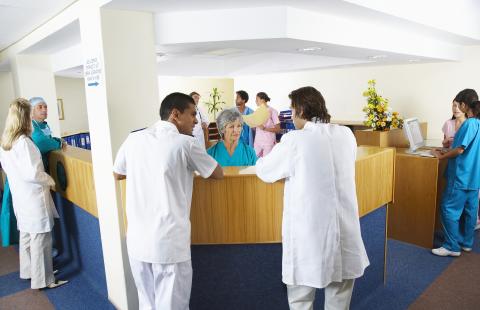 Jest porozumienie Ministerstwa Zdrowia z lekarzami,  wszystkie gabinety otwarte