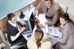 Zawieranie umów z NFZ bez publikacji papierowej treści ogłoszenia