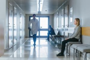 Szpital może wysłać pacjentowi wyniki badań pocztą