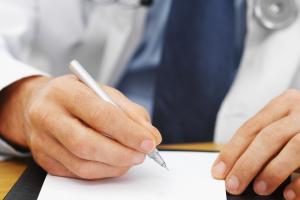 Ministerstwo Zdrowia: umowy na 2015 rok podpisało 74 procent lekarzy POZ