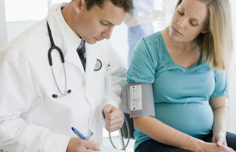 SN: lekarz ma obowiązek wydania skierowania na badania prenatalne