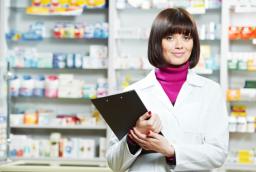 Naczelna Izba Aptekarska żąda zakazu sprzedaży leków w sklepach