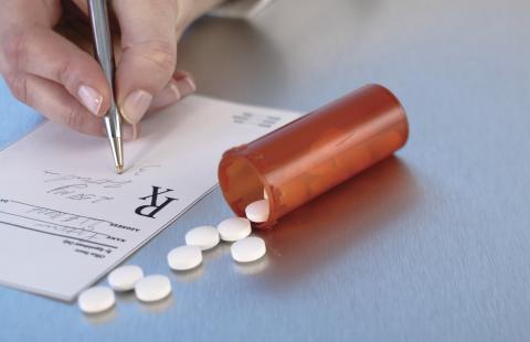 Lekarka i farmaceuta oskarżeni o fałszowanie recept