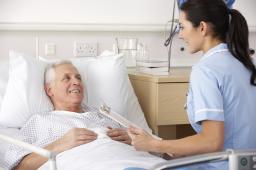 MZ: może powstać pakiet uwzględniający opiekę paliatywną i hospicyjną