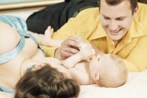 Niemcy: nakaz ujawniania biologicznych ojców będzie nieskuteczny