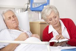 Rzecznik Praw Pacjenta apeluje o szybszą rehabilitację wybudzanych ze śpiączki