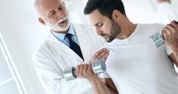 Ministerstwo Zdrowia: spadła liczba wypowiedzeń klauzuli opt-out