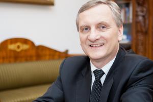 Wiceminister Zbigniew Król zapowiada wzrost finansowania w psychiatrii dla dzieci i młodzieży