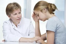 Komisja zdrowia przeciw wizytom młodzieży u ginekologa bez zgody rodzica