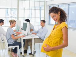 Kobiety w ciąży mogą dłużej pracować przy komputerze