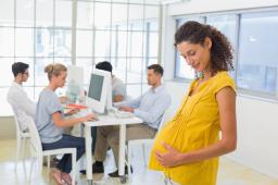 Kobiety w ciąży mogą dłużej pracować przy komputerze
