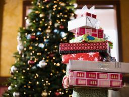 Czy paczki świąteczne dla pracowników można zakwalifikować jako darowiznę?