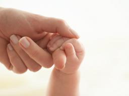 Dowiedz się, ile trwa urlop macierzyński i rodzicielski