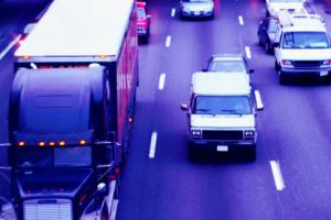 Firmy transportowe inwestują w monitoring tras i pracy kierowców