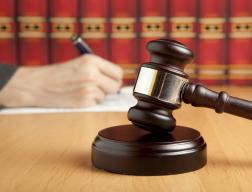Sąd: nie ma wyrównania za bezprawne zawieszenie emerytury przez ZUS