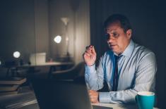 Kiedy kierownikowi przysługuje wynagrodzenie za nadgodziny