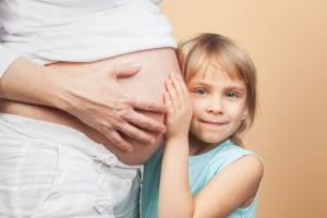 Największy dystrybutor energii uruchomił program dla młodych mam