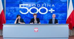 Minister Rafalska: nie pracujemy nad rozszerzeniem programu 