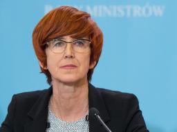 Minister Rafalska zdecydowała o losie nowego kodeksu pracy